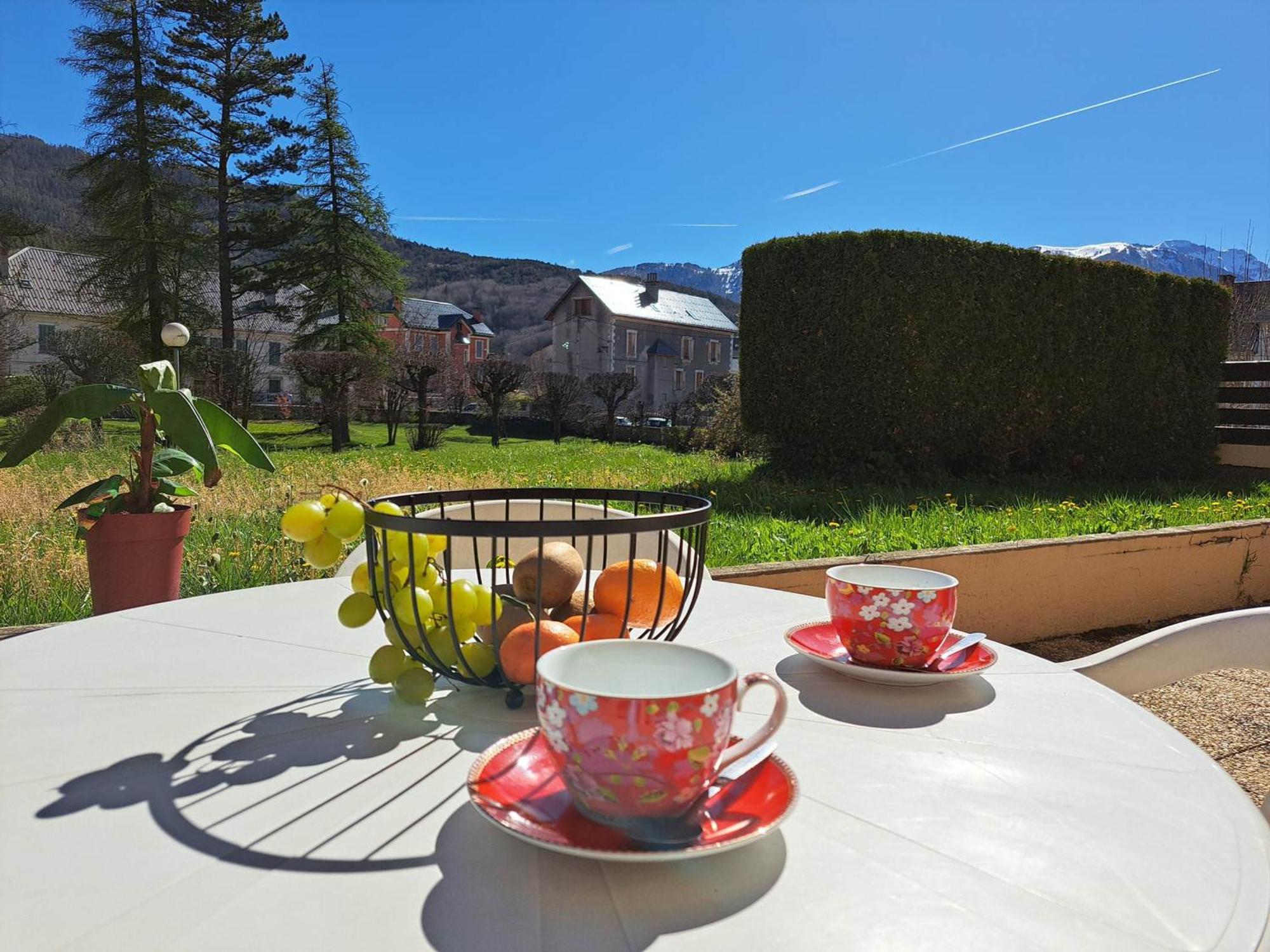 Апартаменты T2 Centre Barcelonnette Avec Garage, Terrasse Et Parc Prive - Fr-1-165A-101 Экстерьер фото
